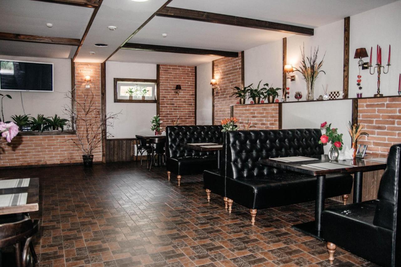 Mini-Hotel La Menska Μινσκ Εξωτερικό φωτογραφία